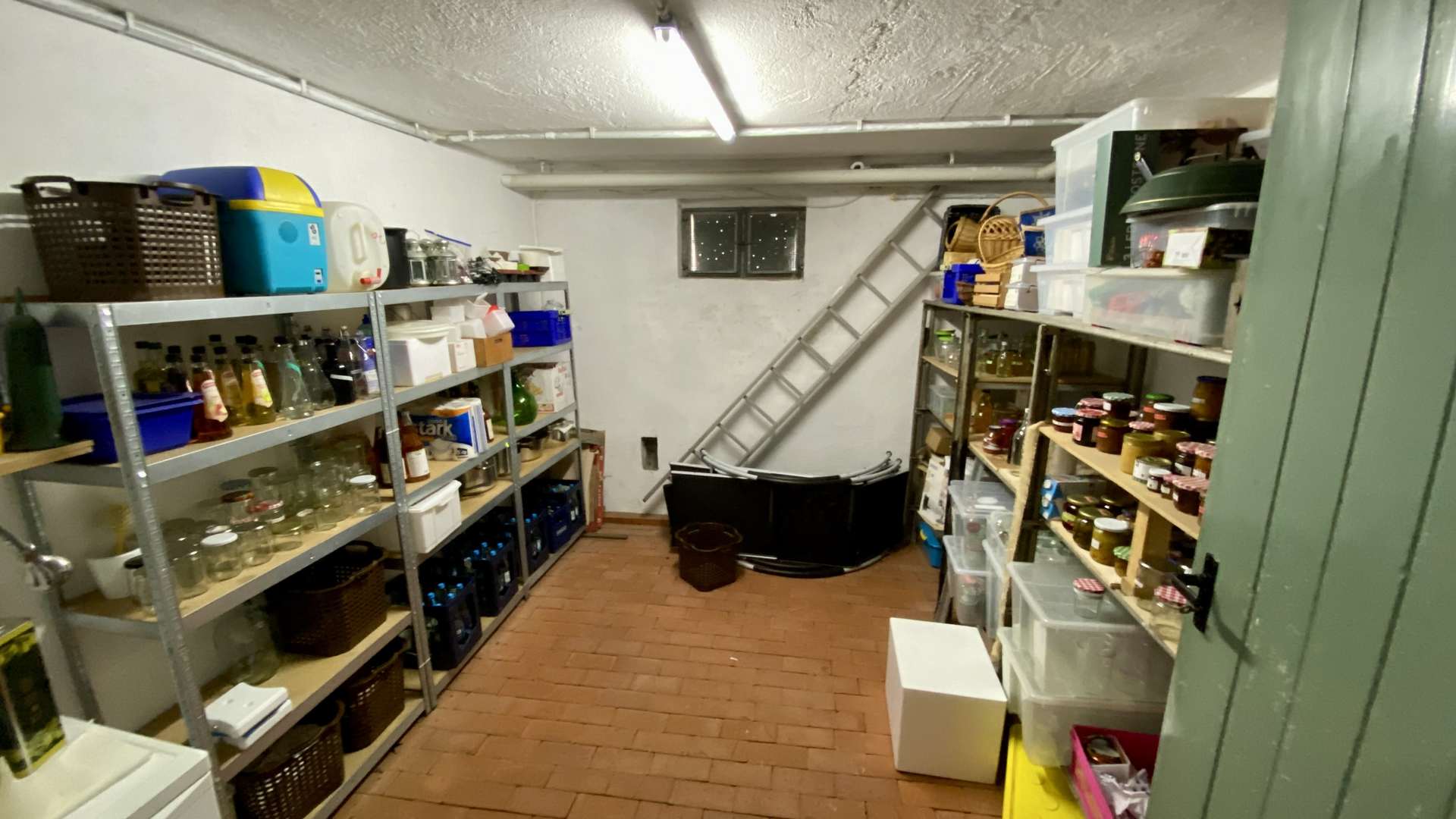 Erdkeller Vorräte