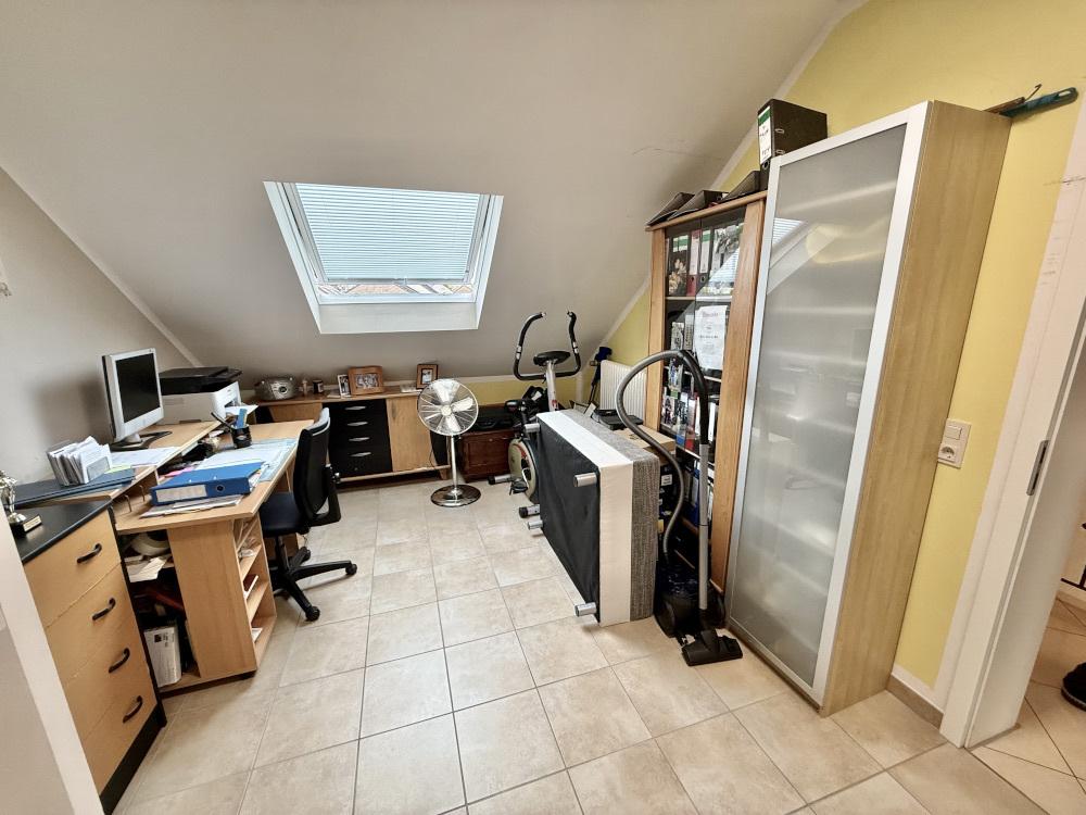 DG Arbeitszimmer / Küche