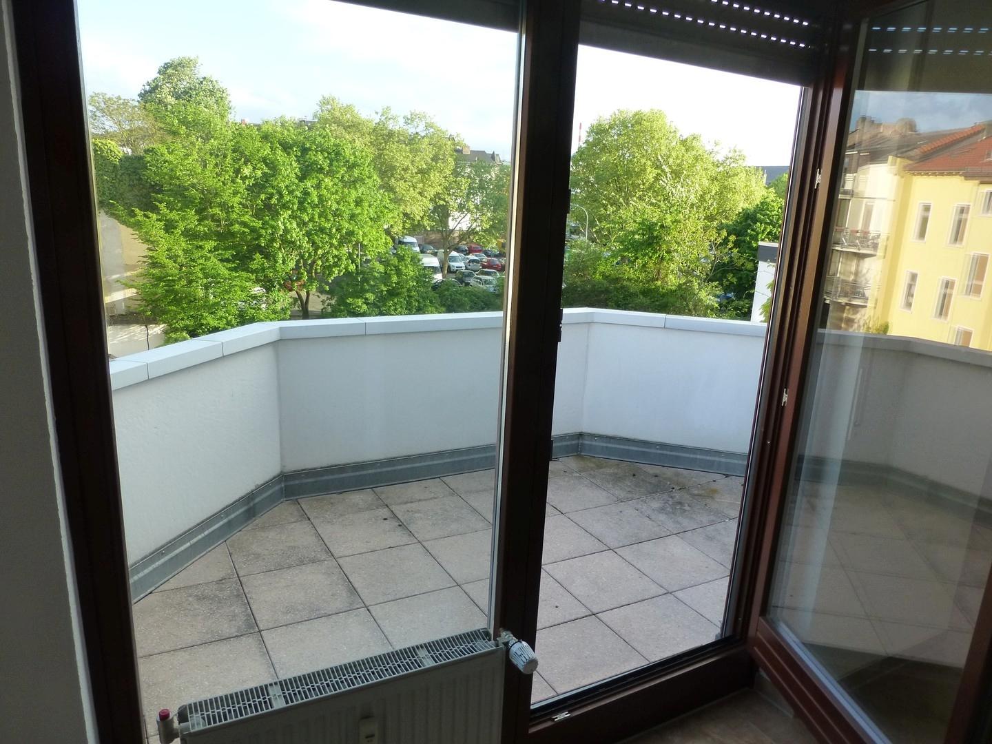 Blick zum Balkon