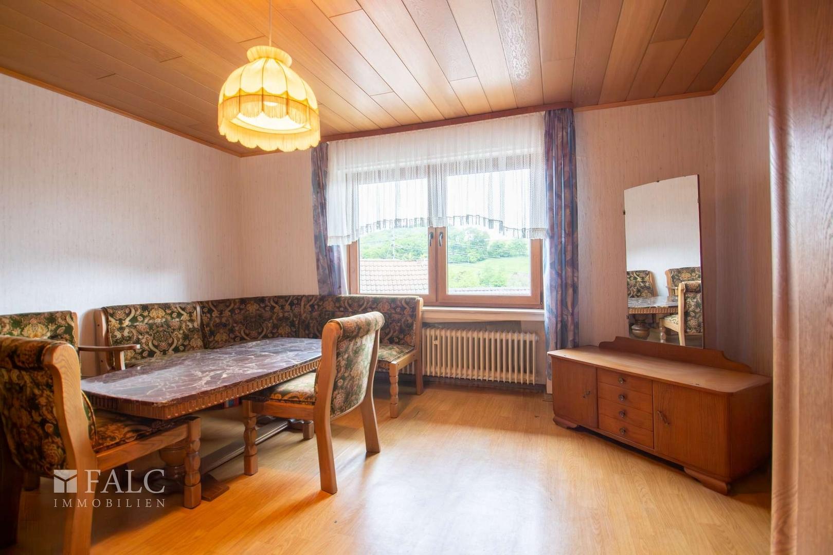 Büro / Ankleide