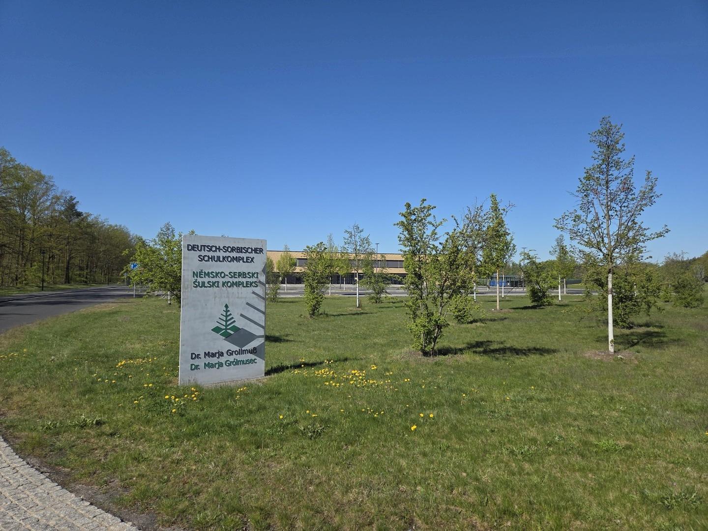 Schulkomplex