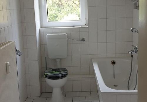 Bad mit Wanne