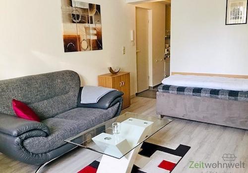 Sofa und Bett