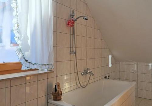 Wanne im Bad