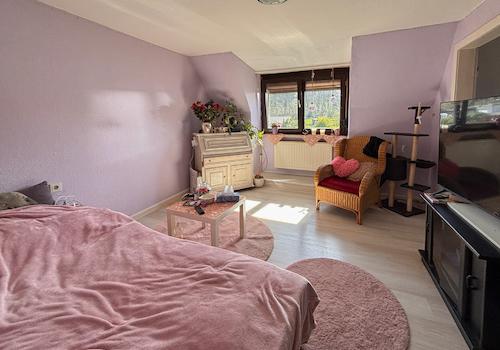 Durchgangszimmer DG