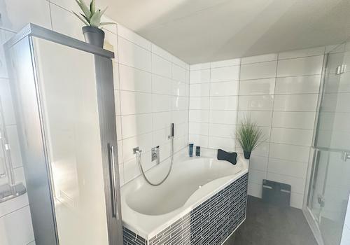 1. OG Badezimmer EG 