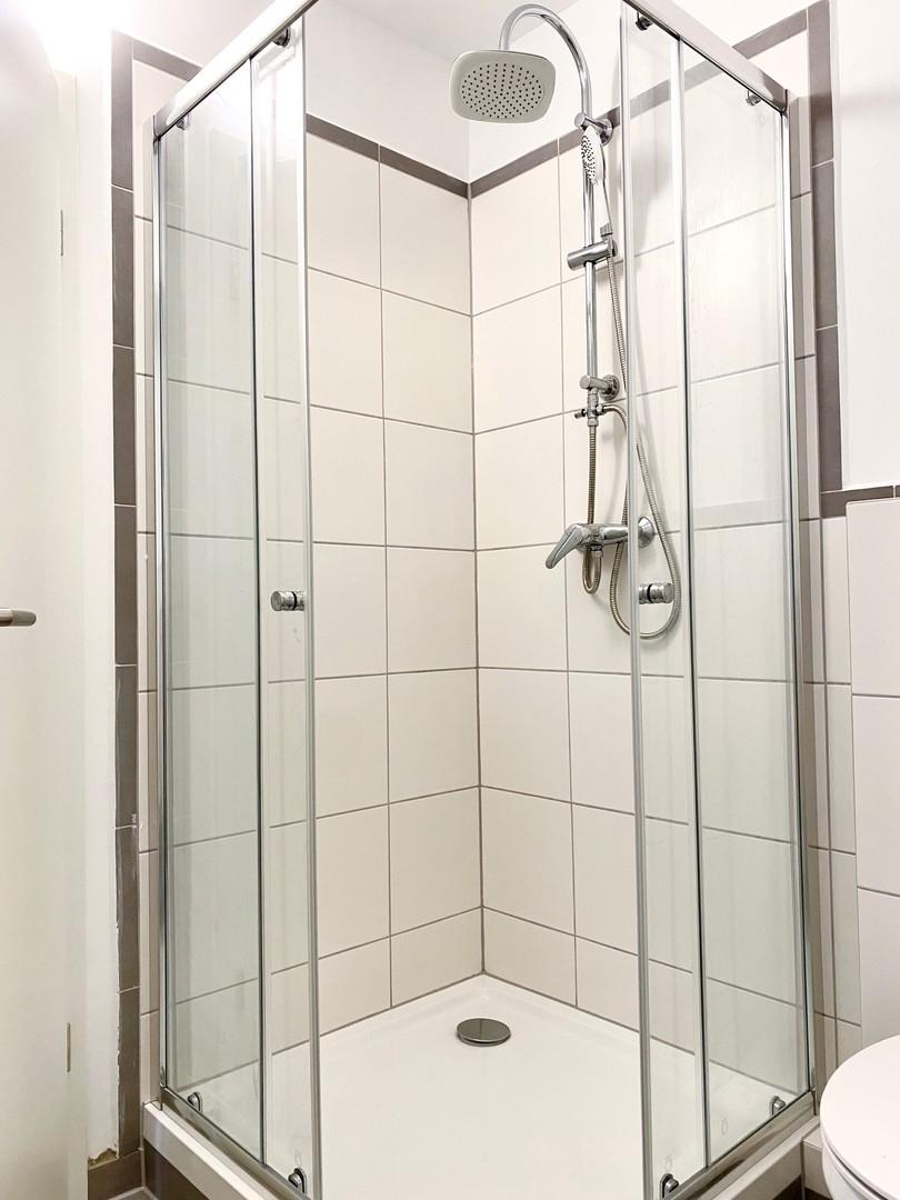 Bad mit Dusche
