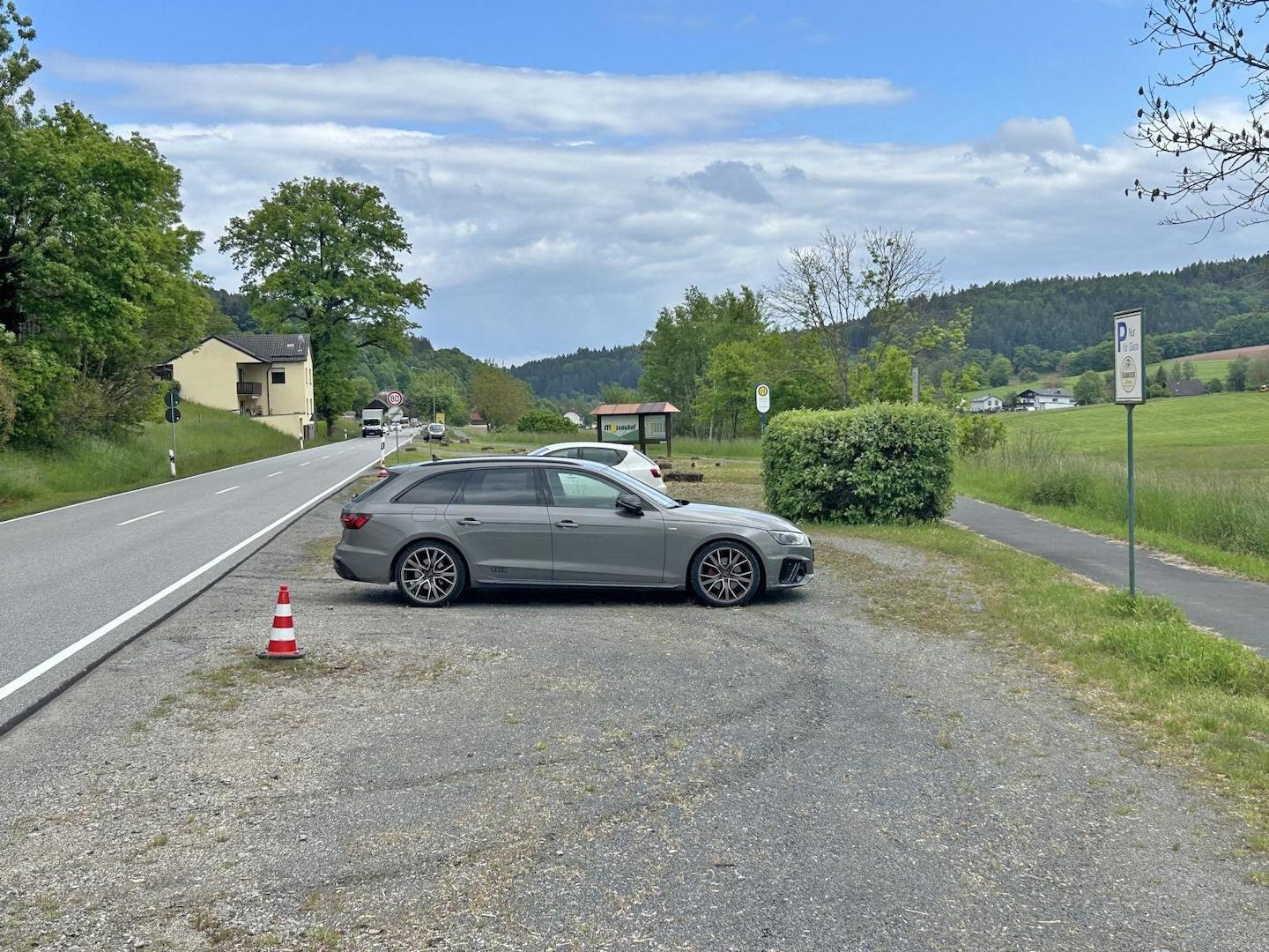 Großer Parkplatz inkl.