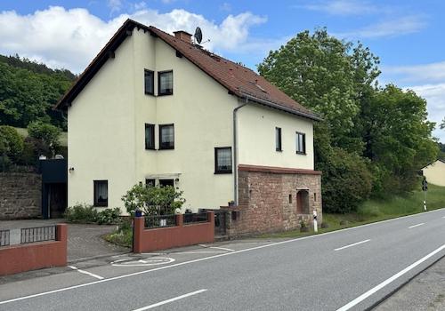 Sehr gepflegtes Einfamilienhaus