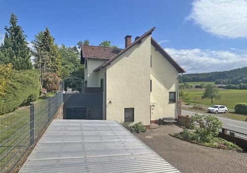 Hofansicht Einfamilienhaus