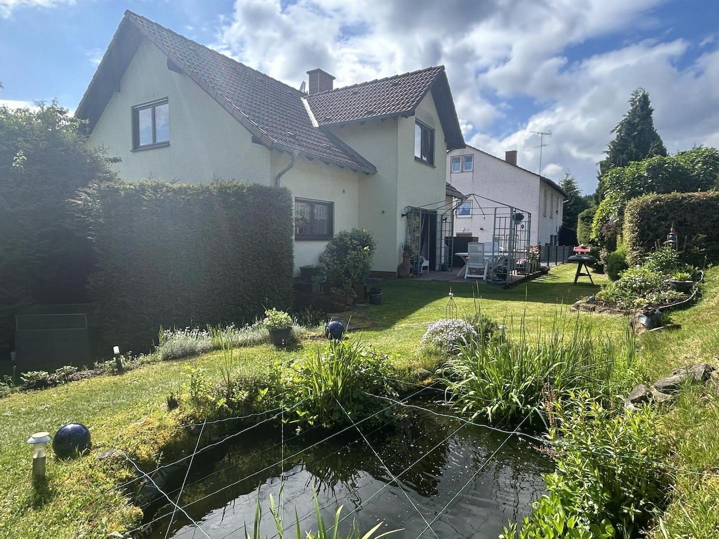 Hinterm Haus idylle pur
