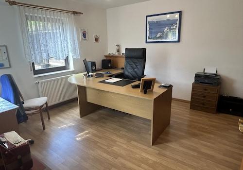 Nr. 55 - Büro im KG