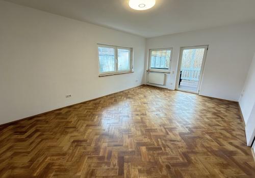 Zimmer 2 mit Balkon