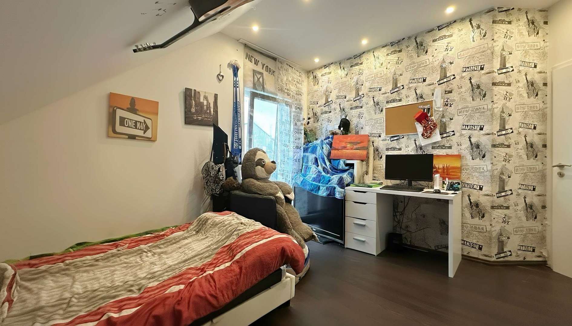 OG Schlafzimmer 1