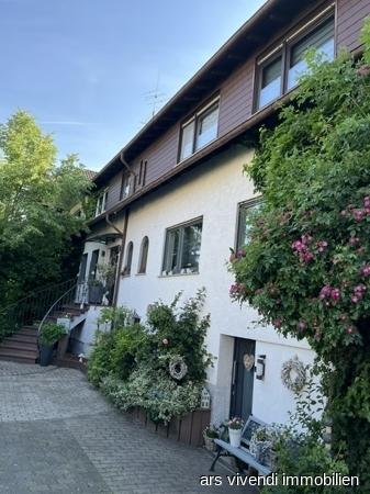 Hof 3