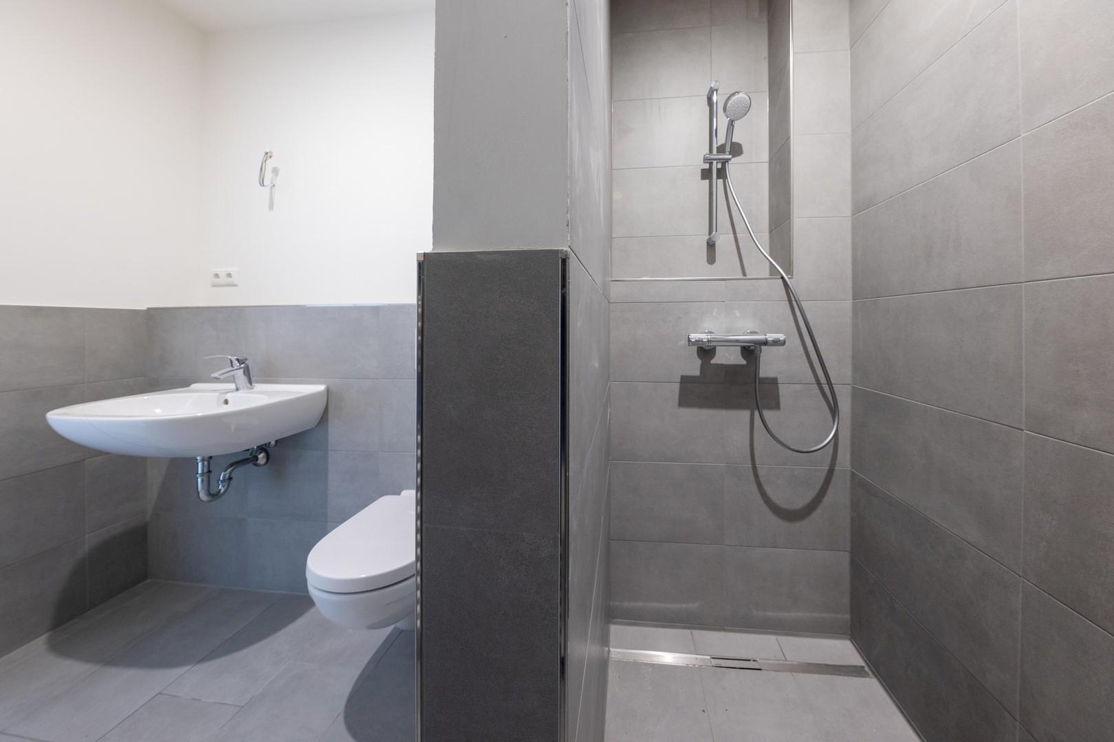 Dusche ebenerdig 