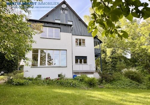 Gartenansicht des Hauses