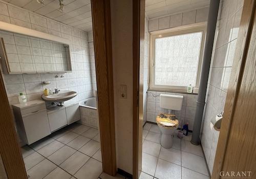 Badezimmer   separates WC