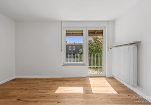 OG Zimmer m. Balkon
