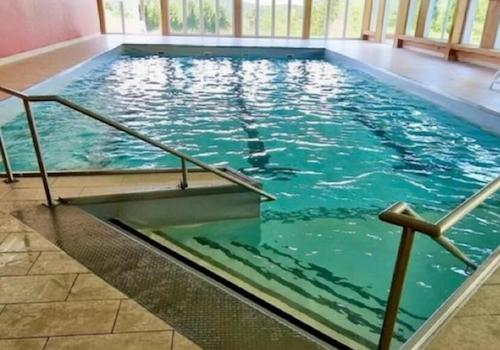 Hallenbad im Haus