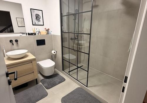 Badezimmer 1.OG