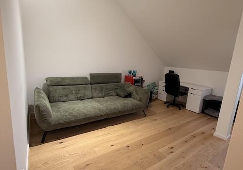 Wohnzimmer DG