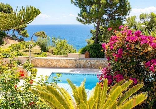 Garten mit Pool 
