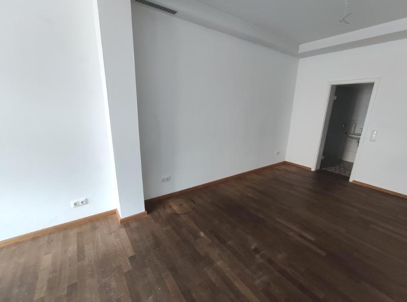 Warten / Empfang + Bar Bild 7