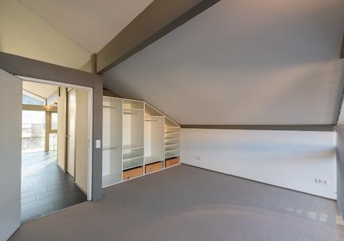 Vorderhaus Zimmer