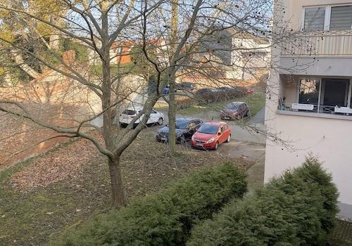 Blick auf die Stellplätze
