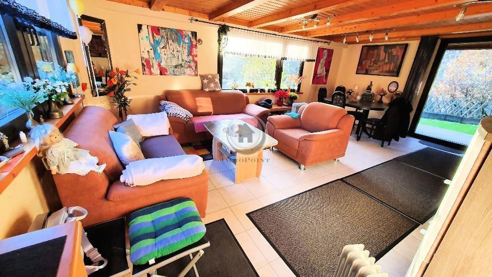 Wohnzimmer - Bild C