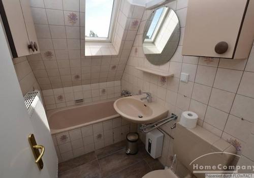 Badezimmer-Wanne