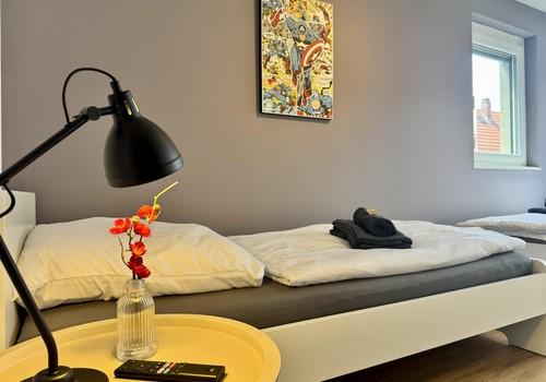 ROOM1