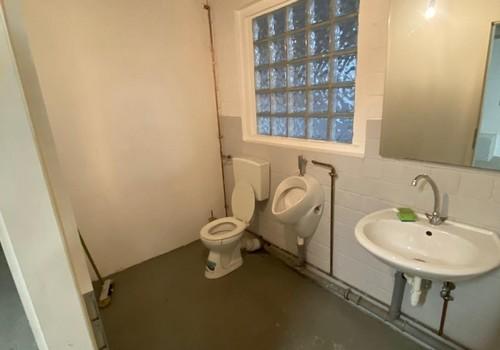Halle - WC Bereich