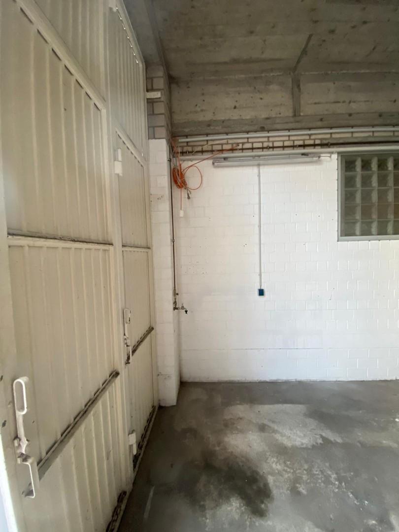LKW- Garage