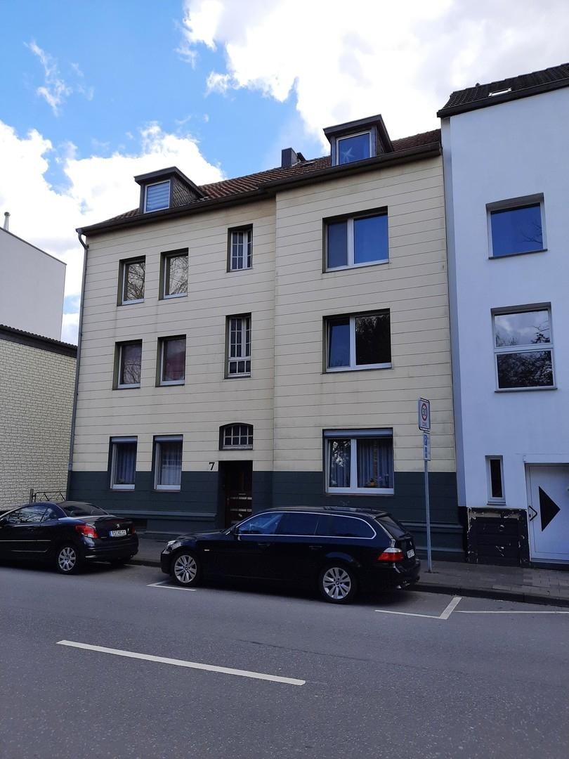 Straßenansicht