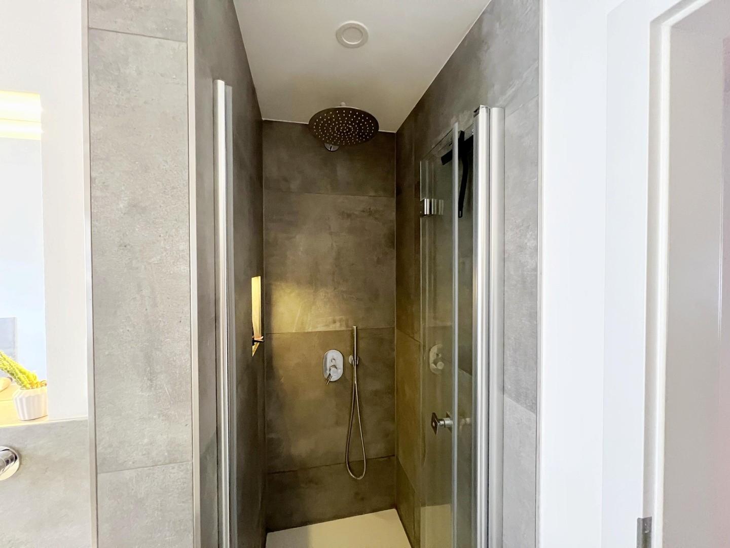 Dusche