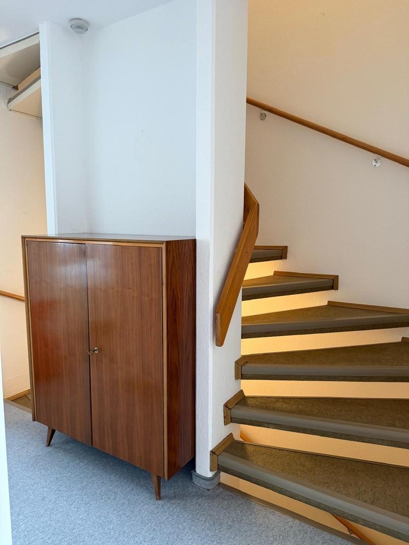 Treppenhaus 1. OG