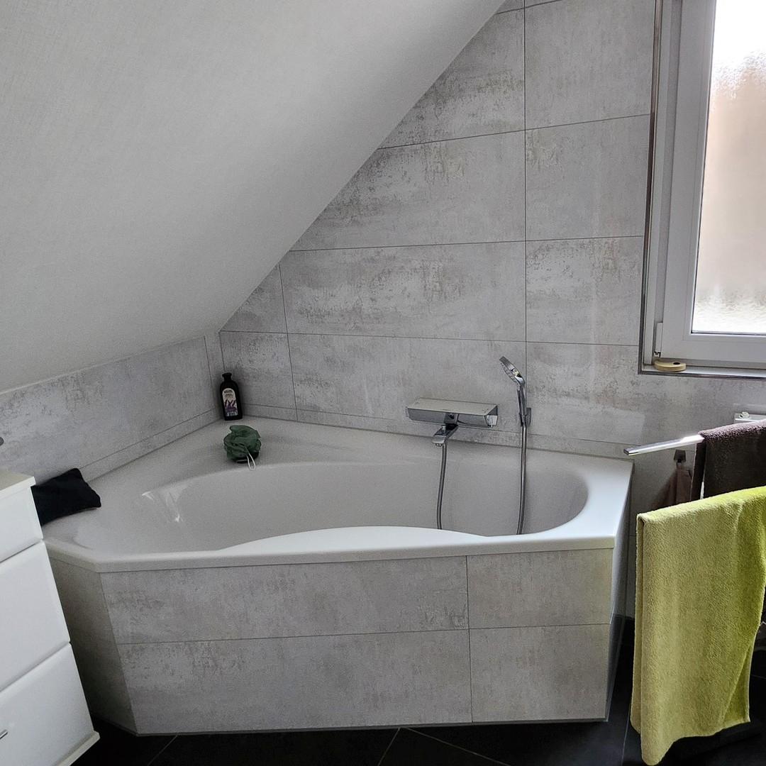 Wanne im Bad
