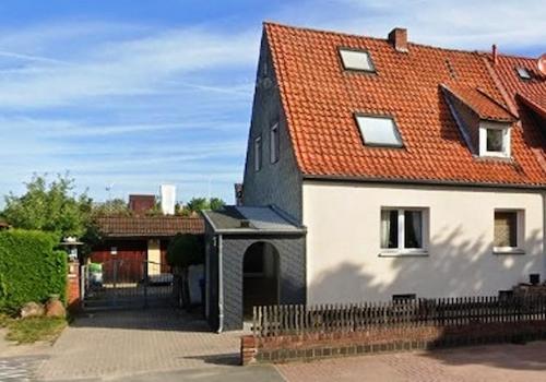 Außenansicht ab Straße  