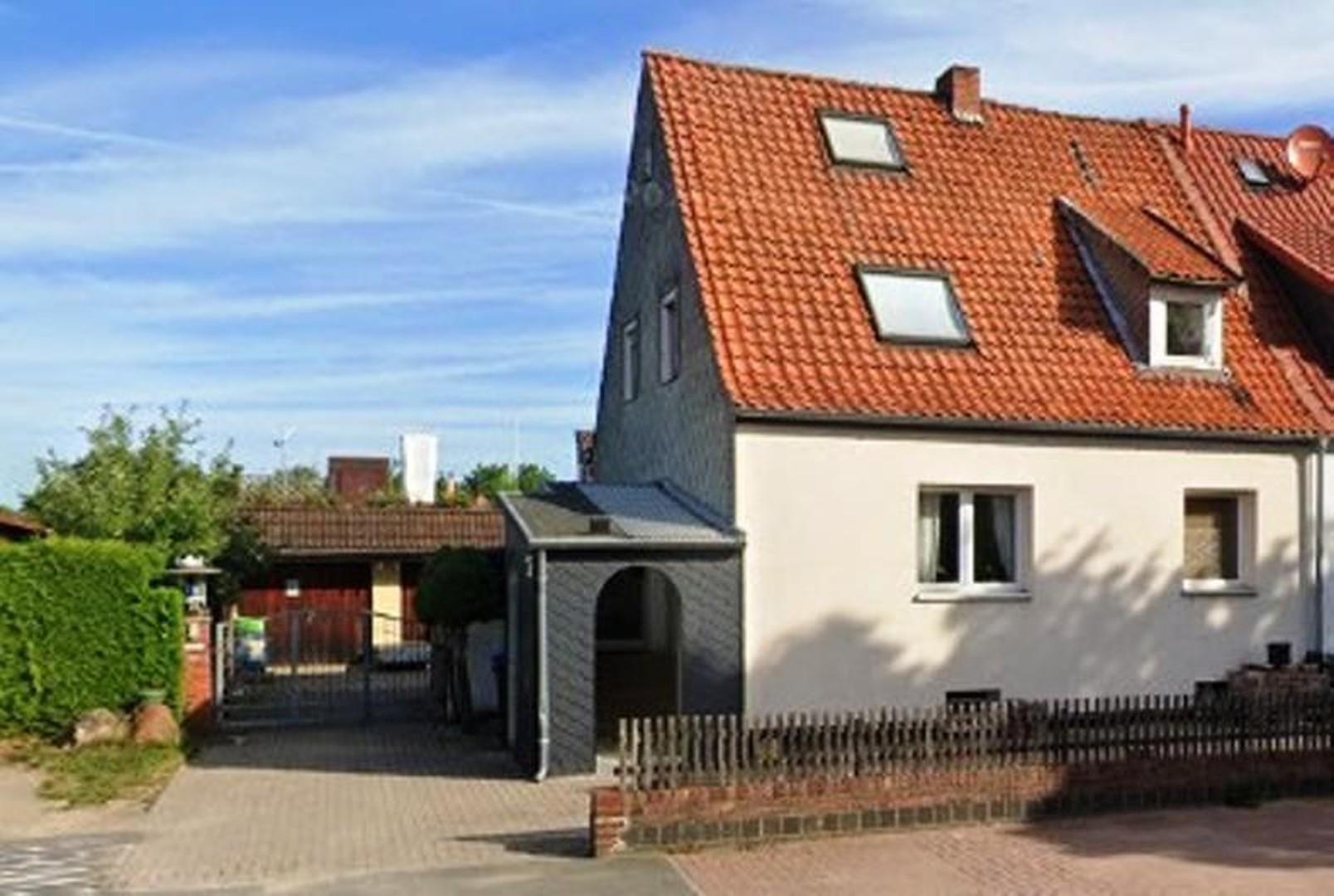 Außenansicht ab Straße  
