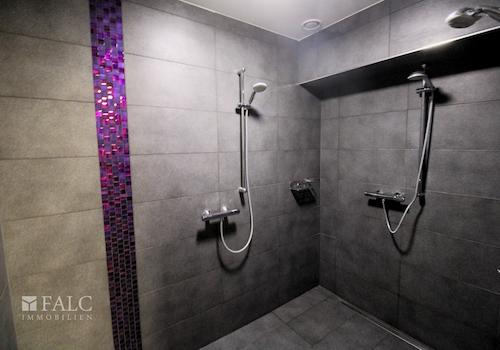Dusche OG