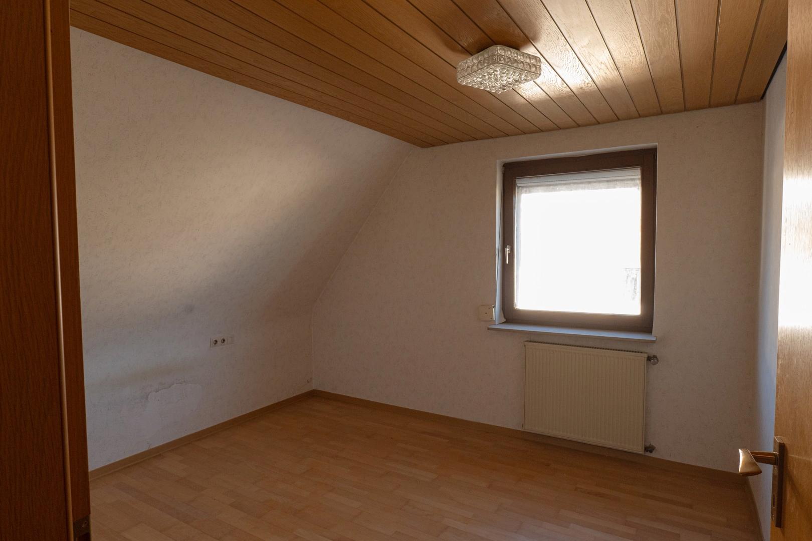 Zimmer 1 OG