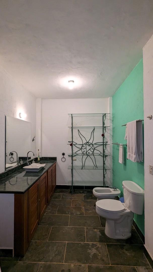Haus 1: Badezimmer UG
