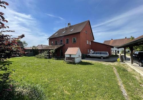 Blick aus dem Gemüsegarten