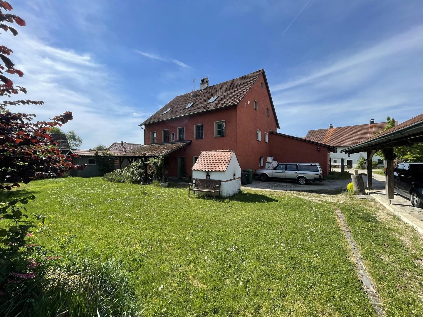 Blick aus dem Gemüsegarten