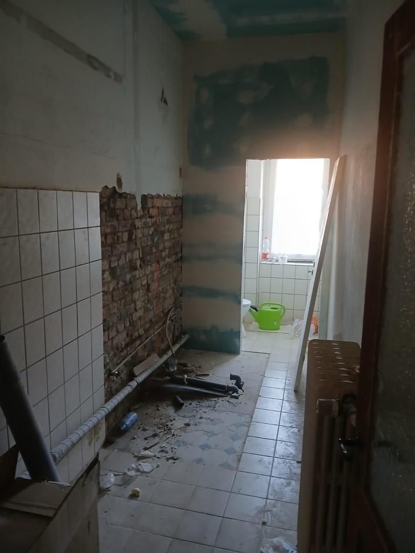 Bad 1, unsaniert