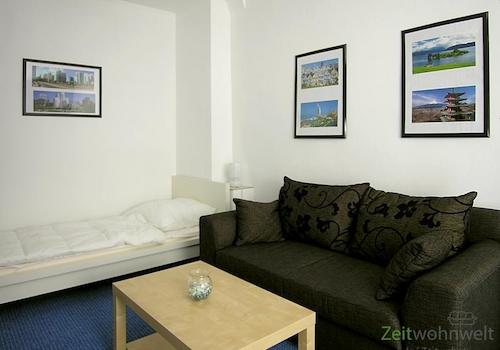 Couch und Bett