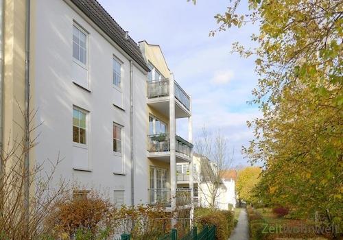 Außenansicht im Spätherbst