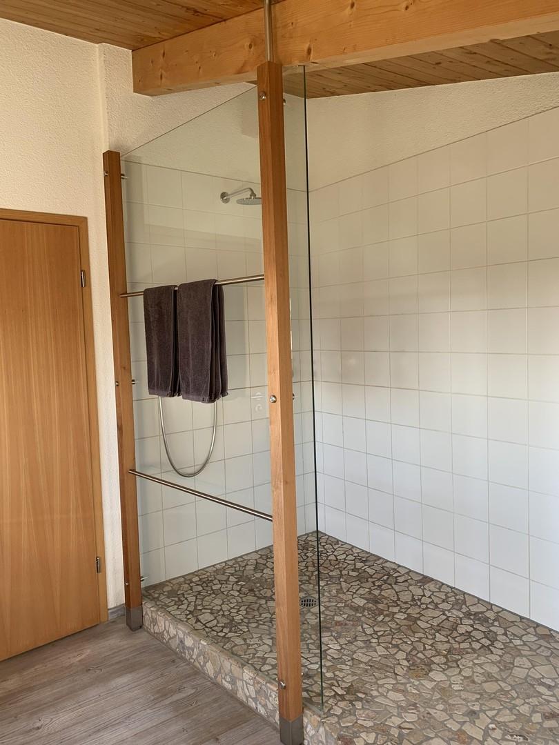 Dusche frei begehbar